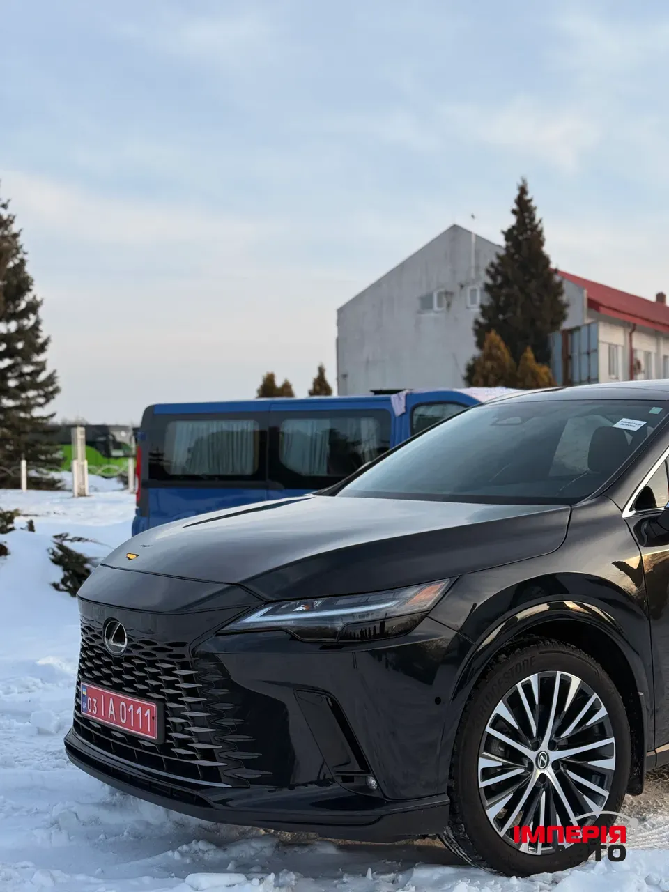 Lexus RX - фото 2