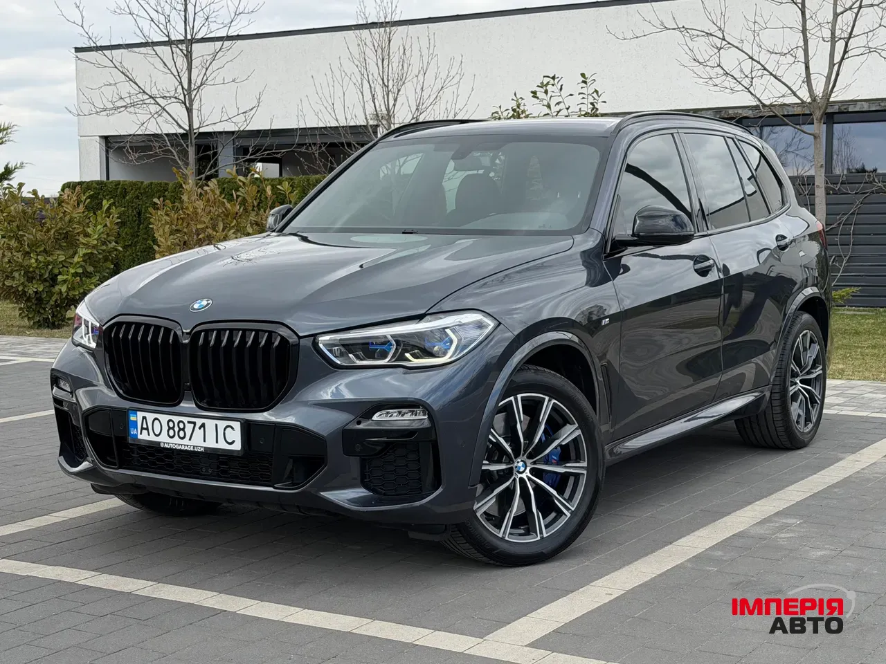 BMW X5 - фото 2