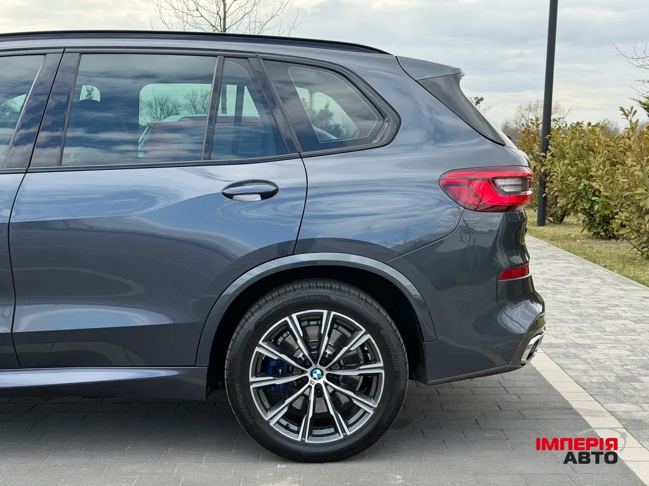 BMW X5 - фото 10