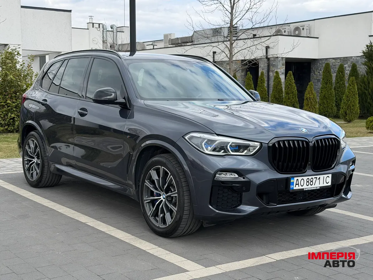 BMW X5 - фото 3