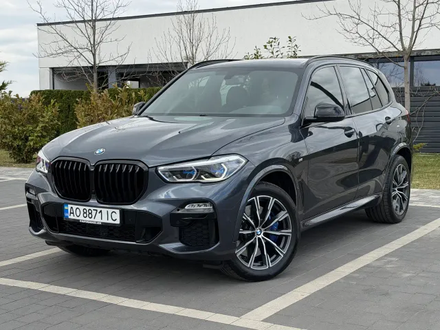 BMW X5 - фото 2