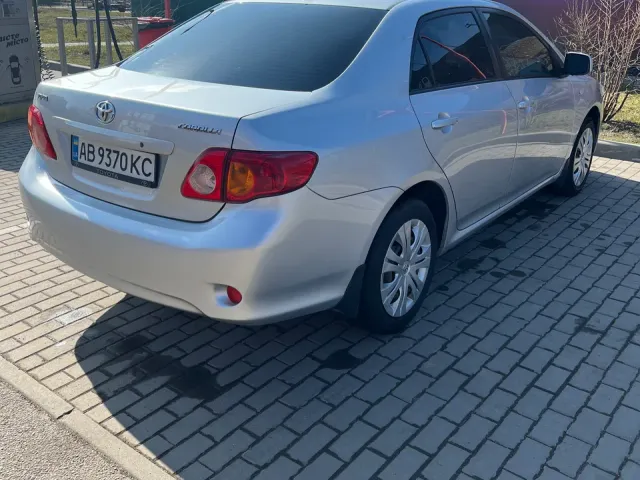 Toyota Corolla - фото 4