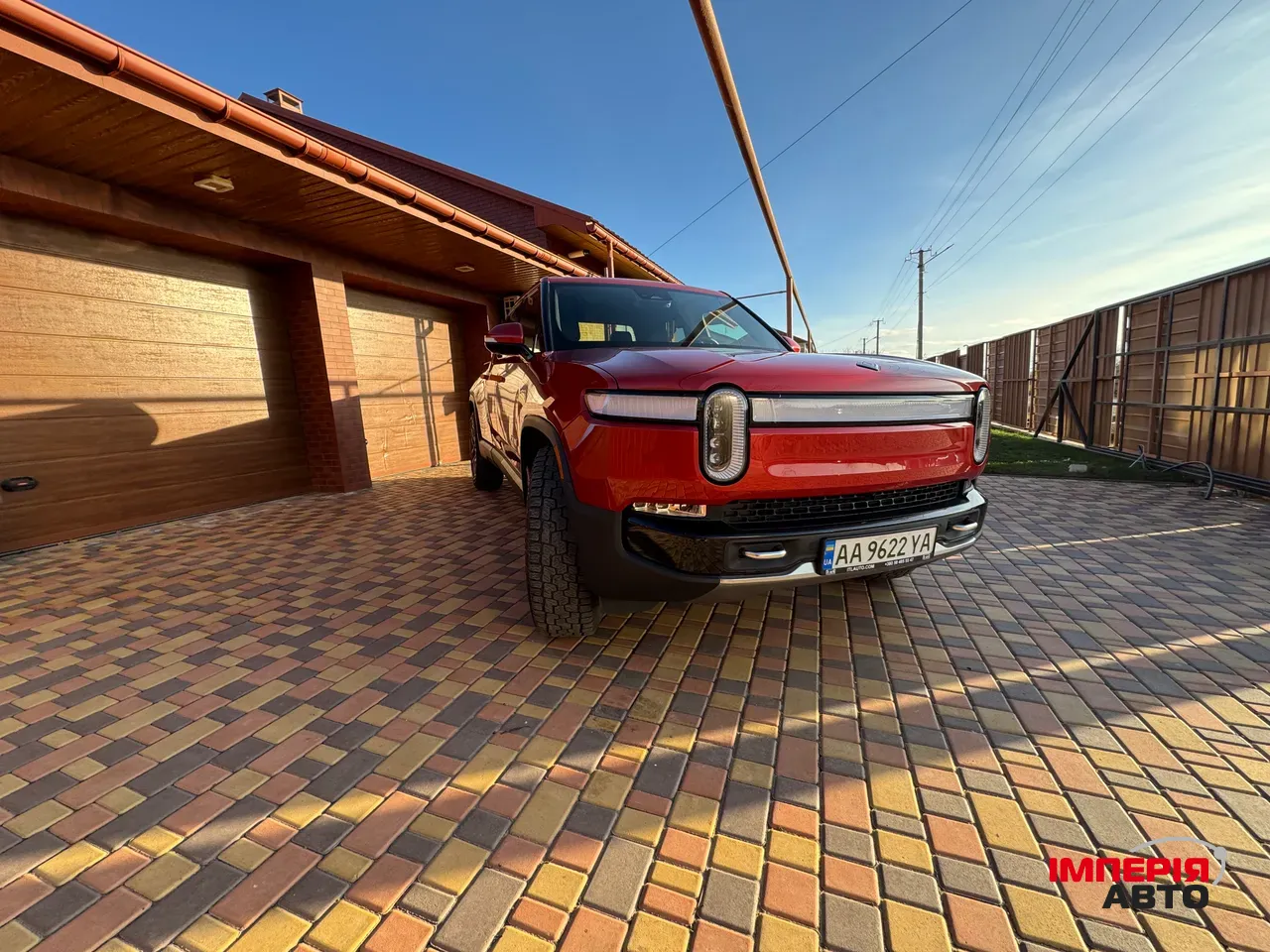 Rivian R1T - фото 2