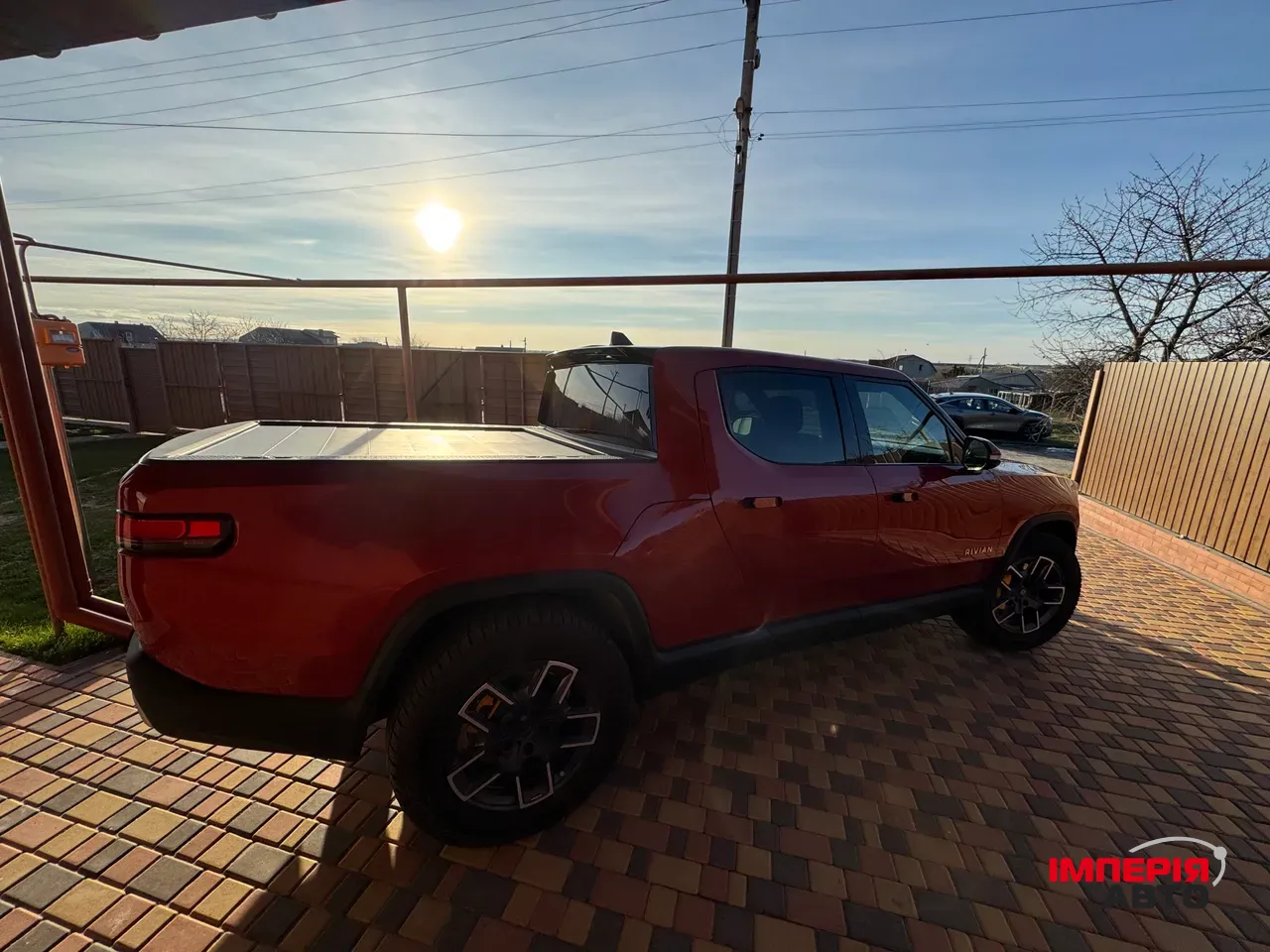 Rivian R1T - фото 6