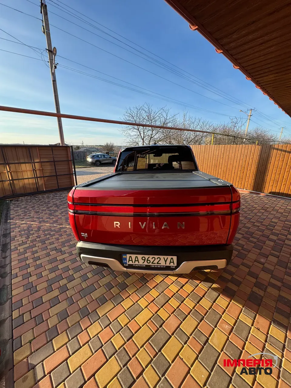 Rivian R1T - фото 4