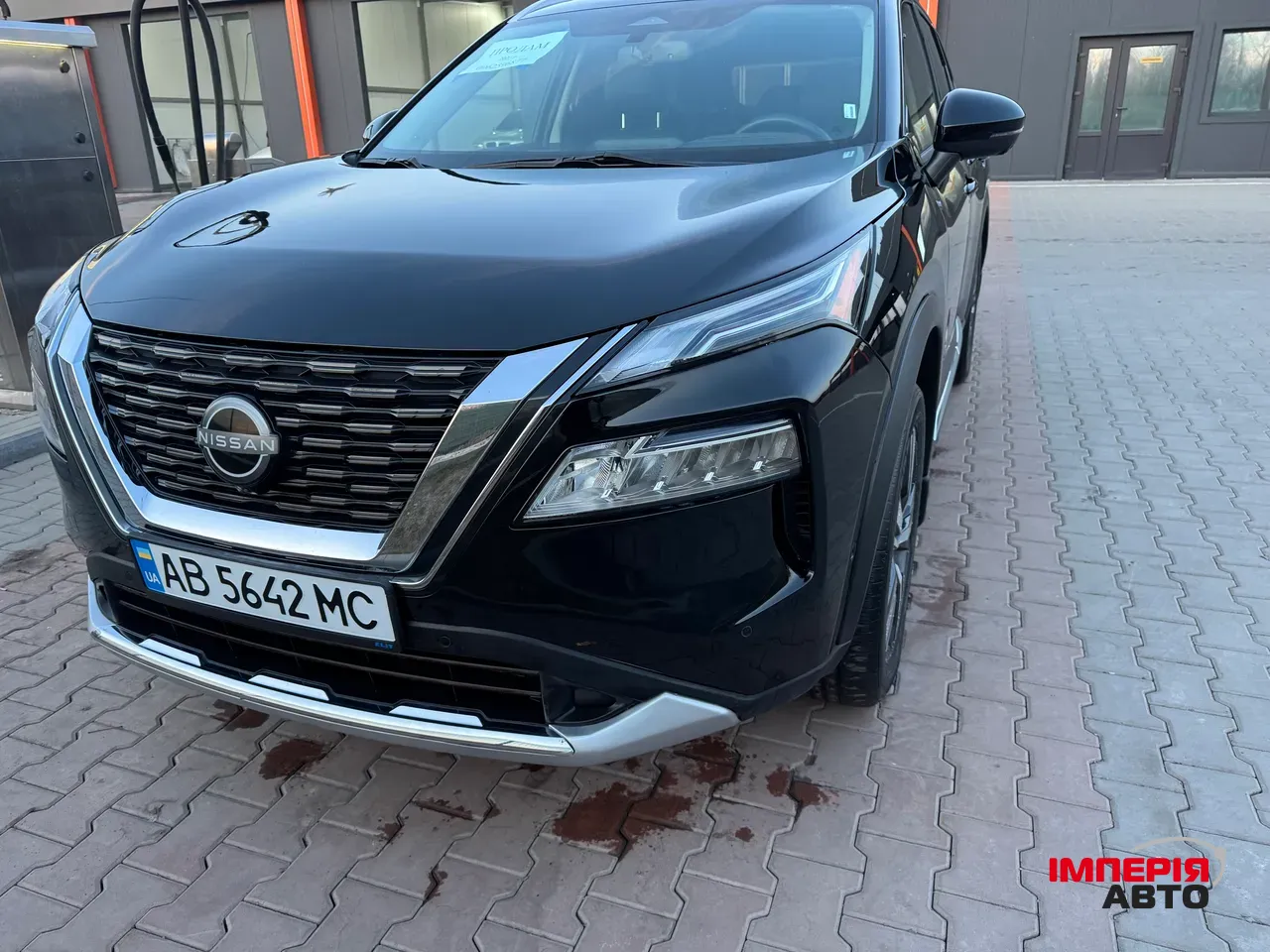 Nissan Rogue - фото 1