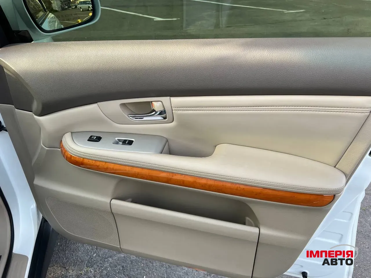 Lexus RX - фото 8