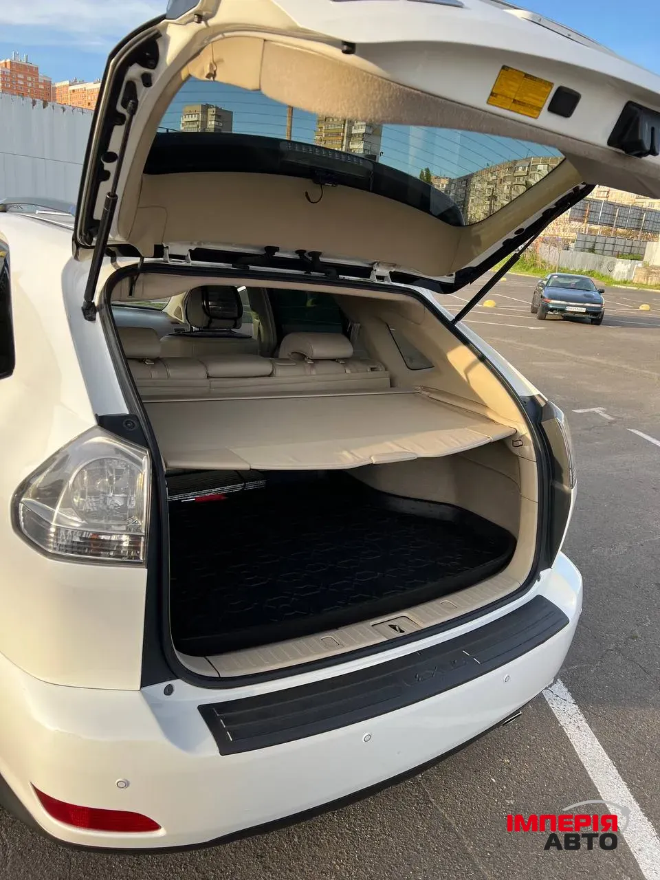 Lexus RX - фото 13