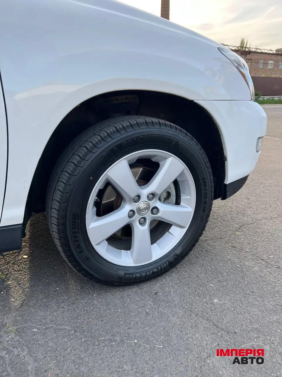 Lexus RX - фото 10