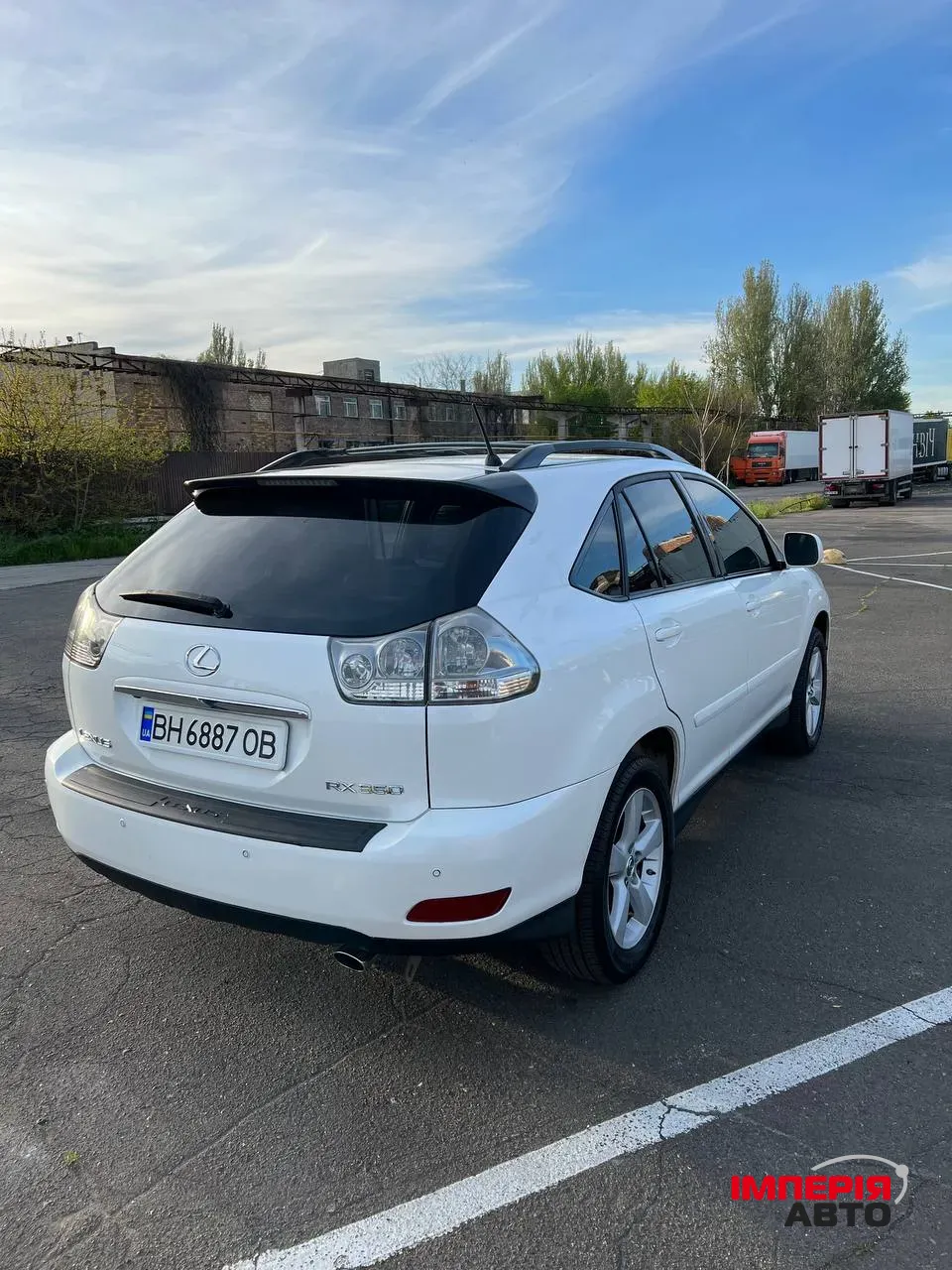 Lexus RX - фото 11