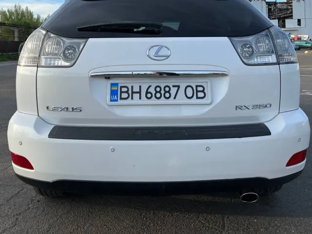 Lexus RX - фото 5