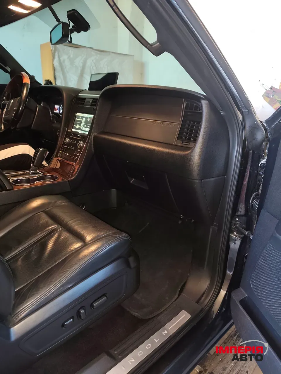 Lincoln Navigator - фото 31