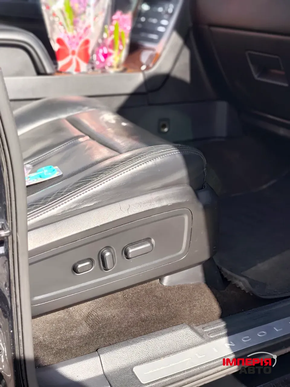 Lincoln Navigator - фото 23