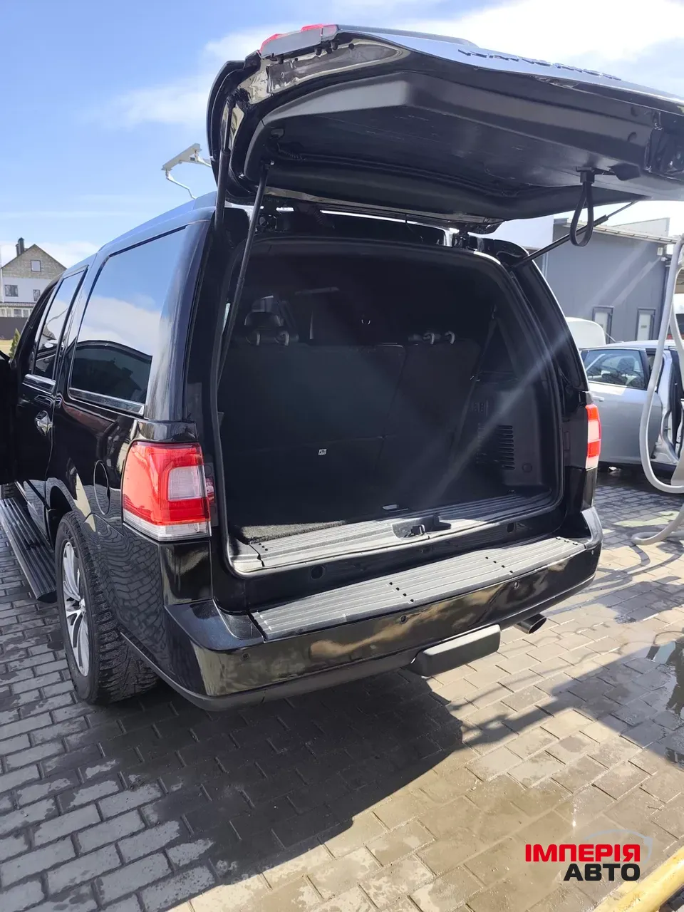 Lincoln Navigator - фото 29