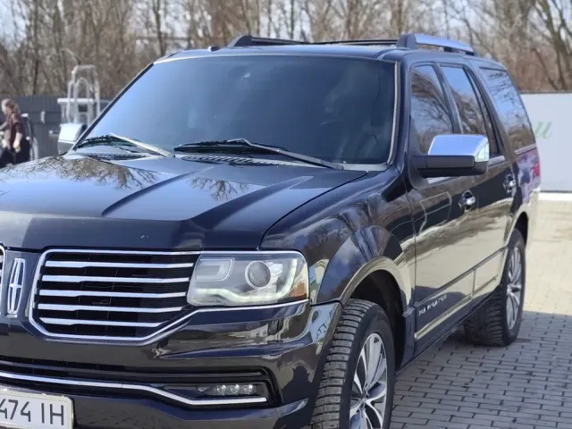 Lincoln Navigator - фото 3