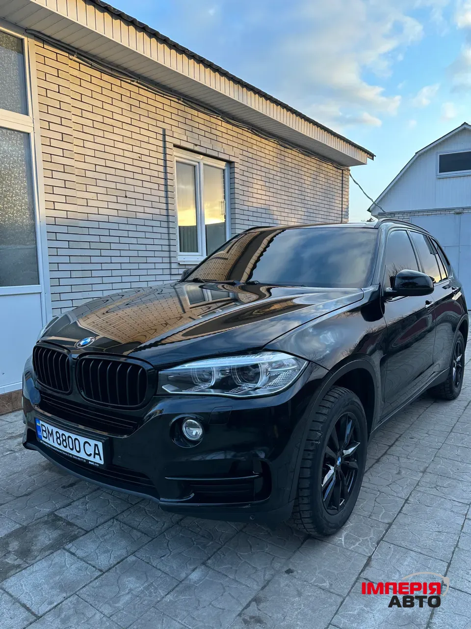 BMW X5 - фото 1