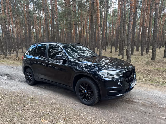 BMW X5 - фото 2