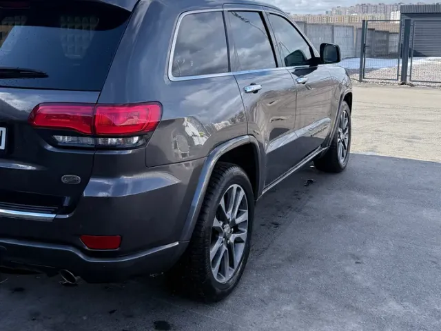 Jeep Grand Cherokee - фото 5