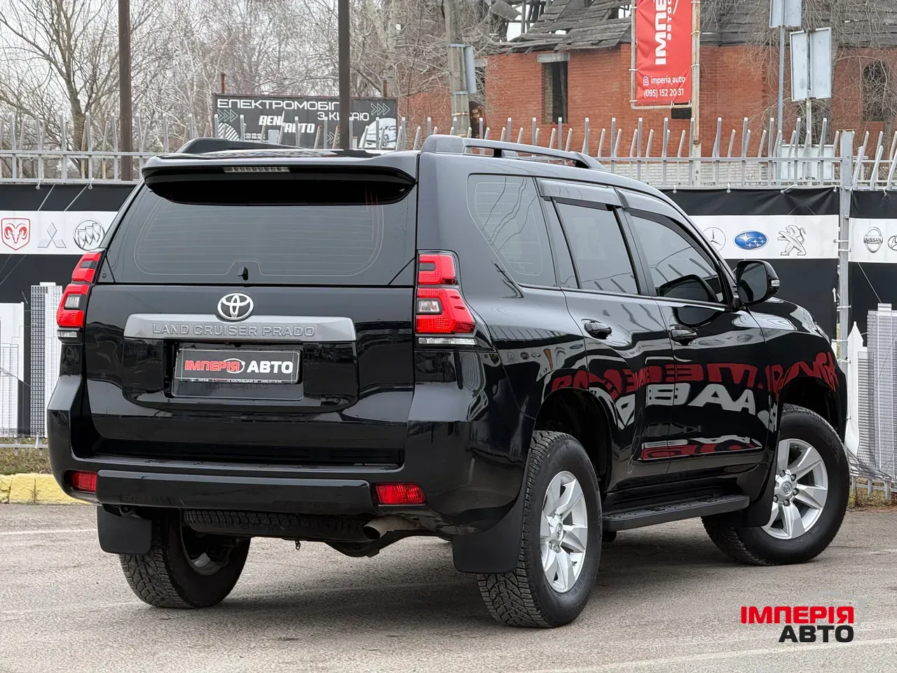 Toyota Land Cruiser Prado - фото 7