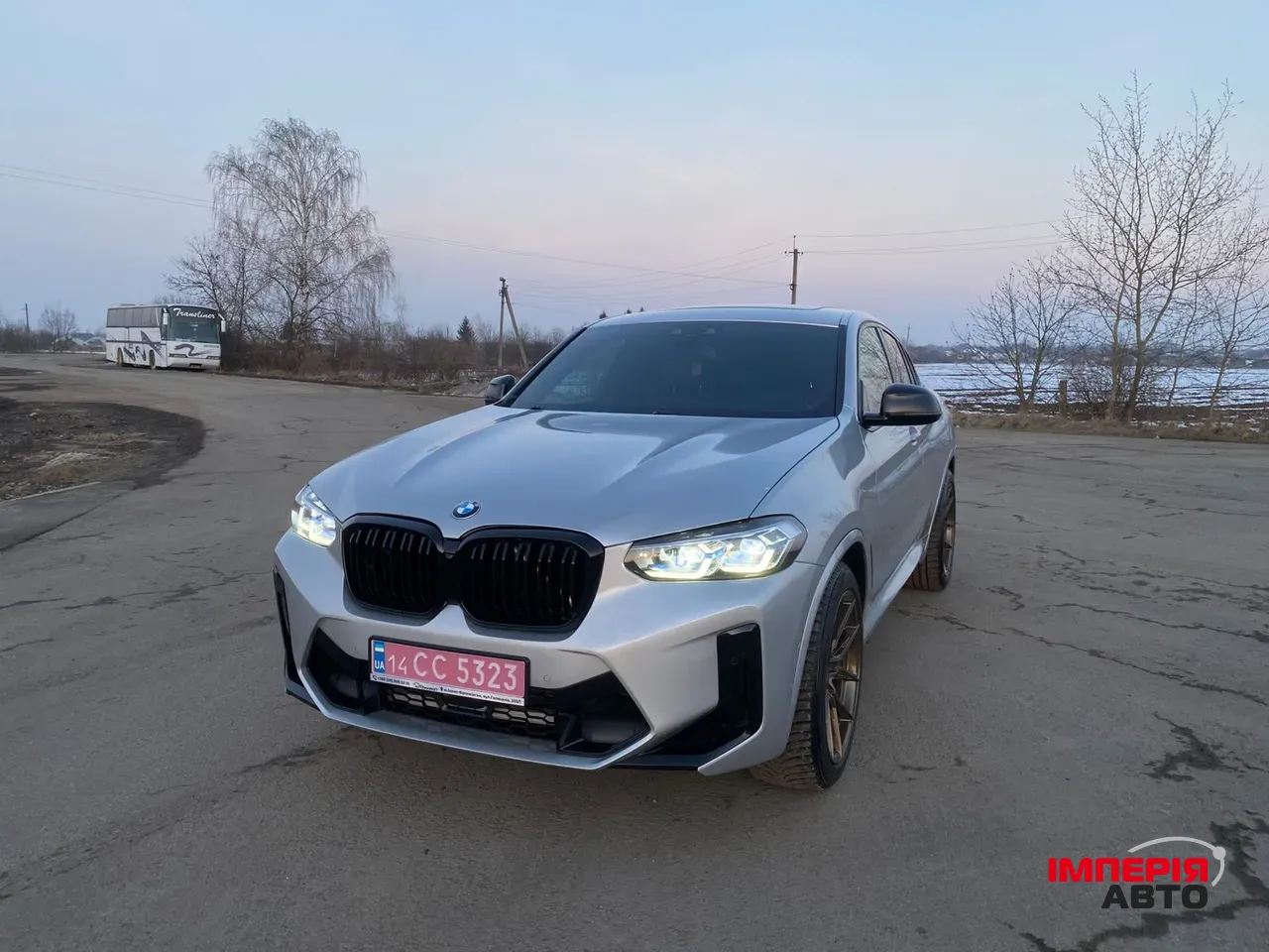 BMW X4 - фото 1