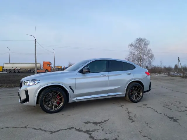 BMW X4 - фото 5