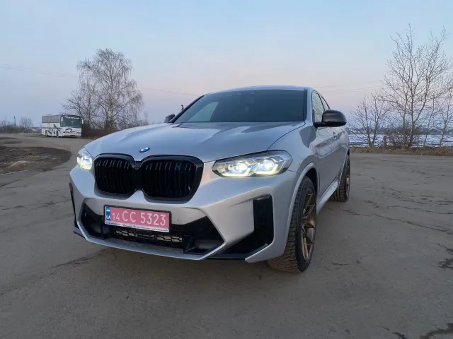 BMW X4 - фото 2