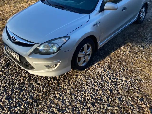 Hyundai i30 - фото 5