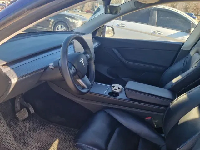 Tesla Model Y - фото 3