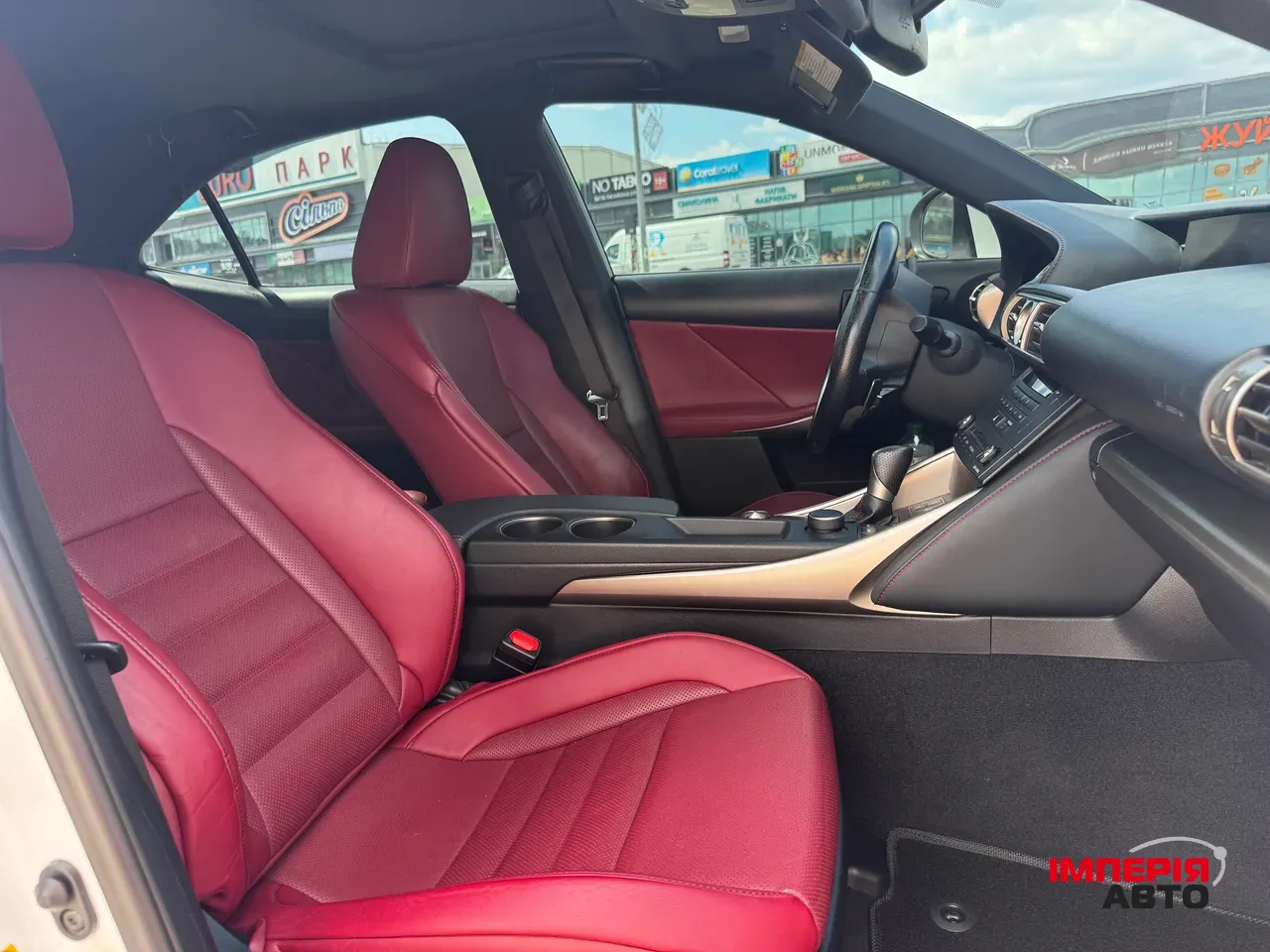 Lexus IS - фото 21