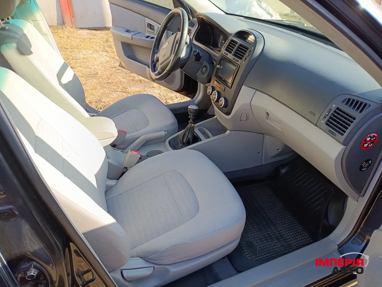 Kia Cerato - фото 16