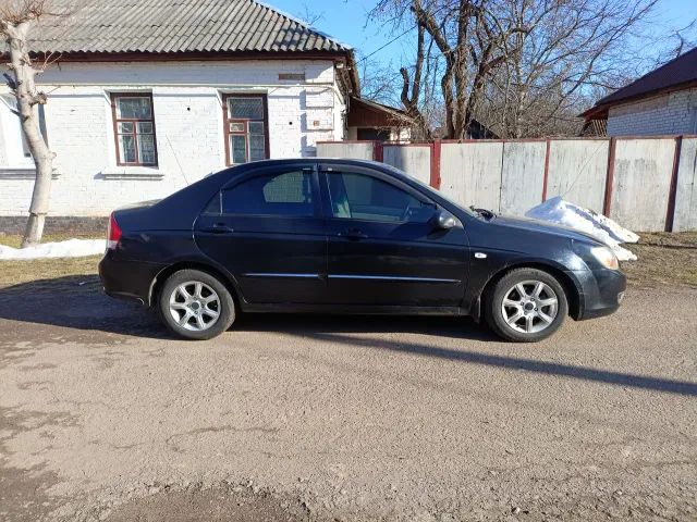 Kia Cerato - фото 3