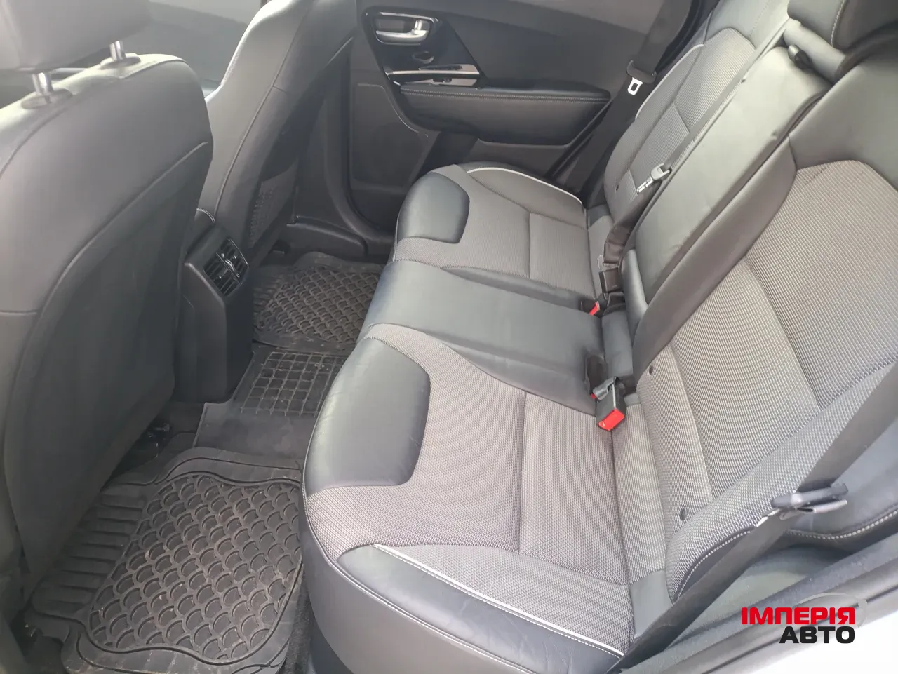 Kia Niro - фото 14