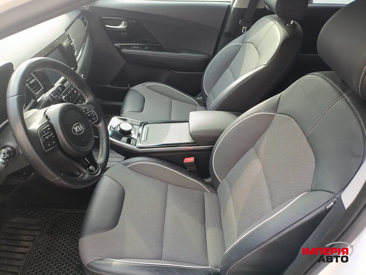 Kia Niro - фото 13