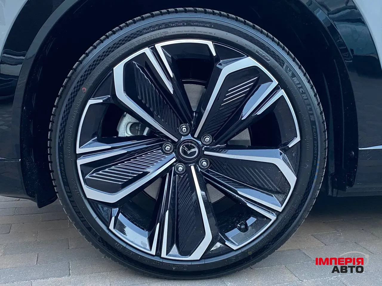 Mazda EZ-60 - фото 9