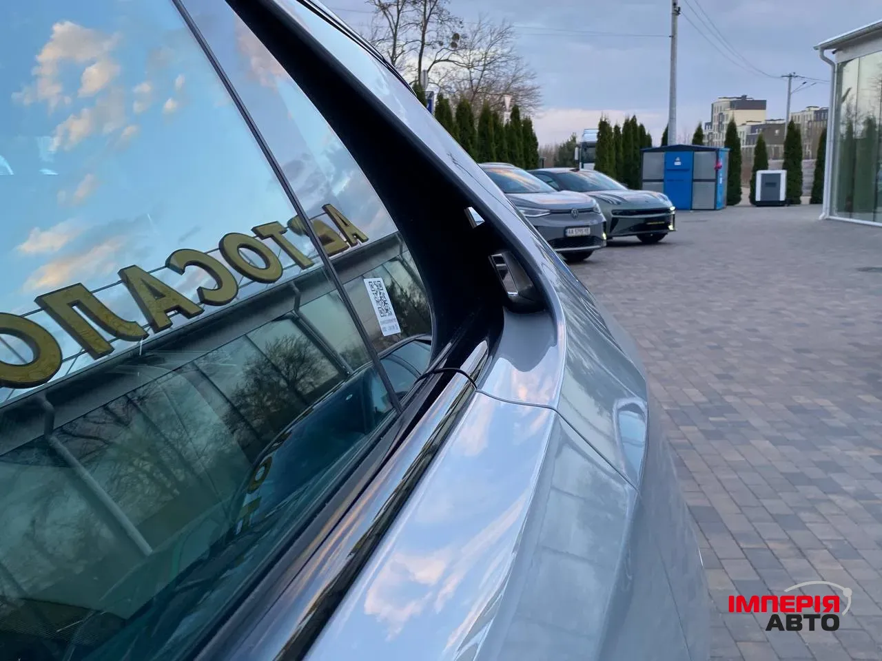 Mazda EZ-60 - фото 11