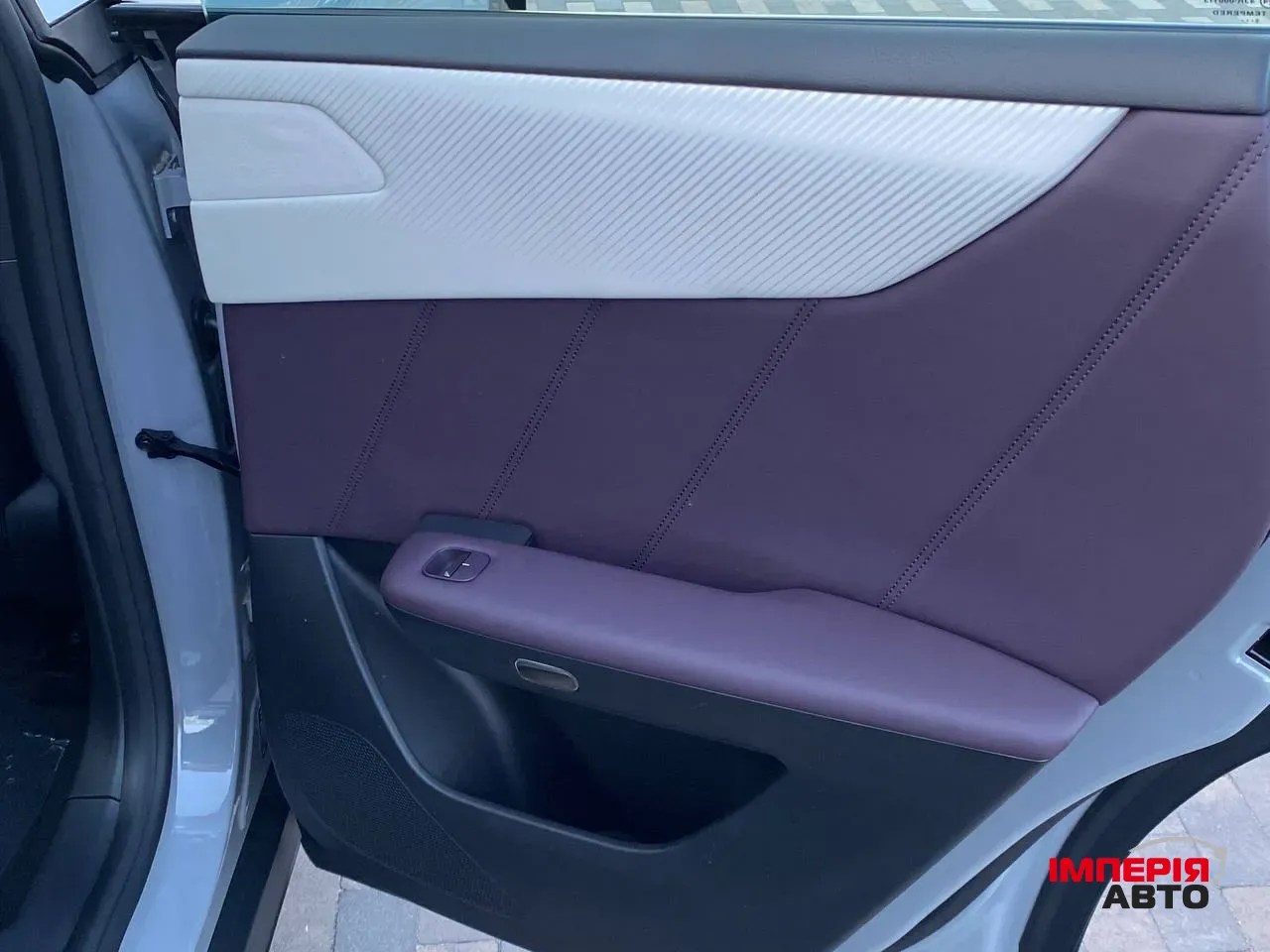 Mazda EZ-60 - фото 39