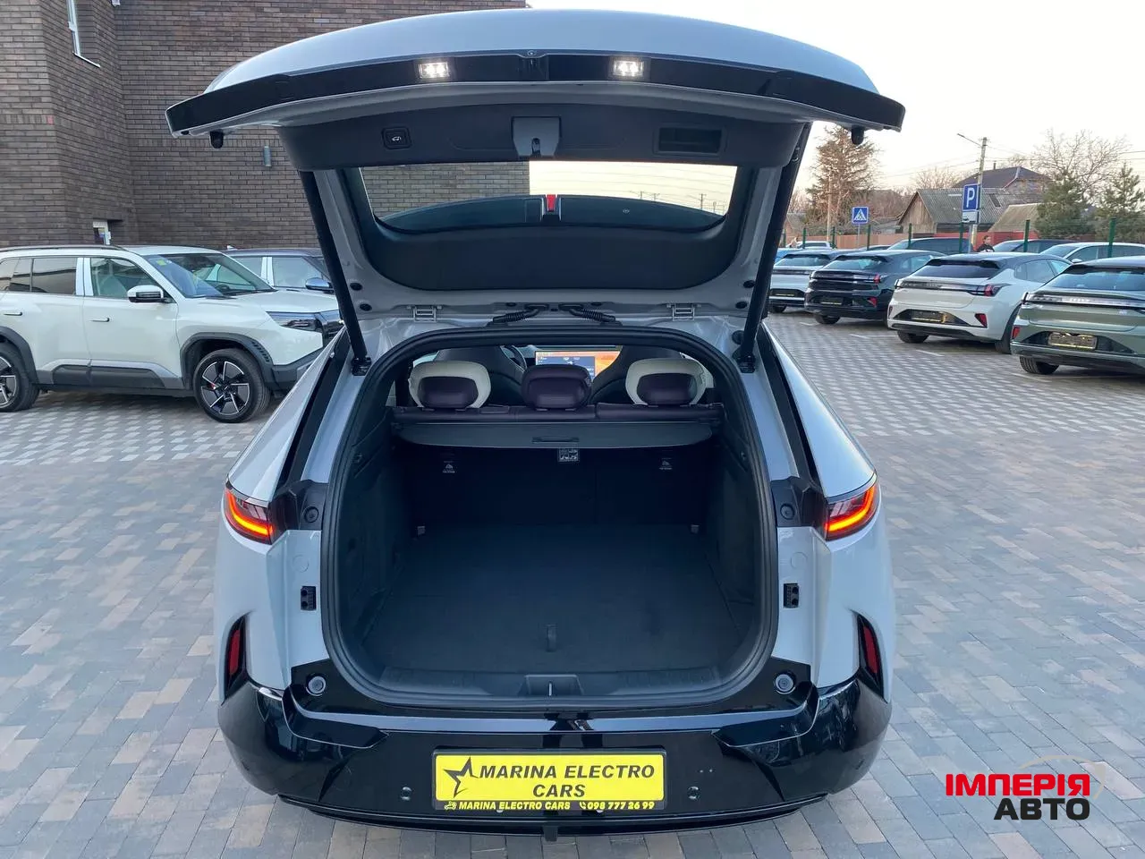 Mazda EZ-60 - фото 45