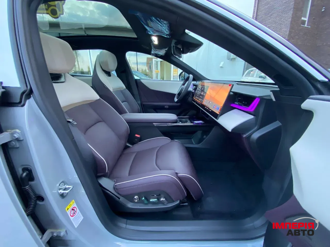 Mazda EZ-60 - фото 26