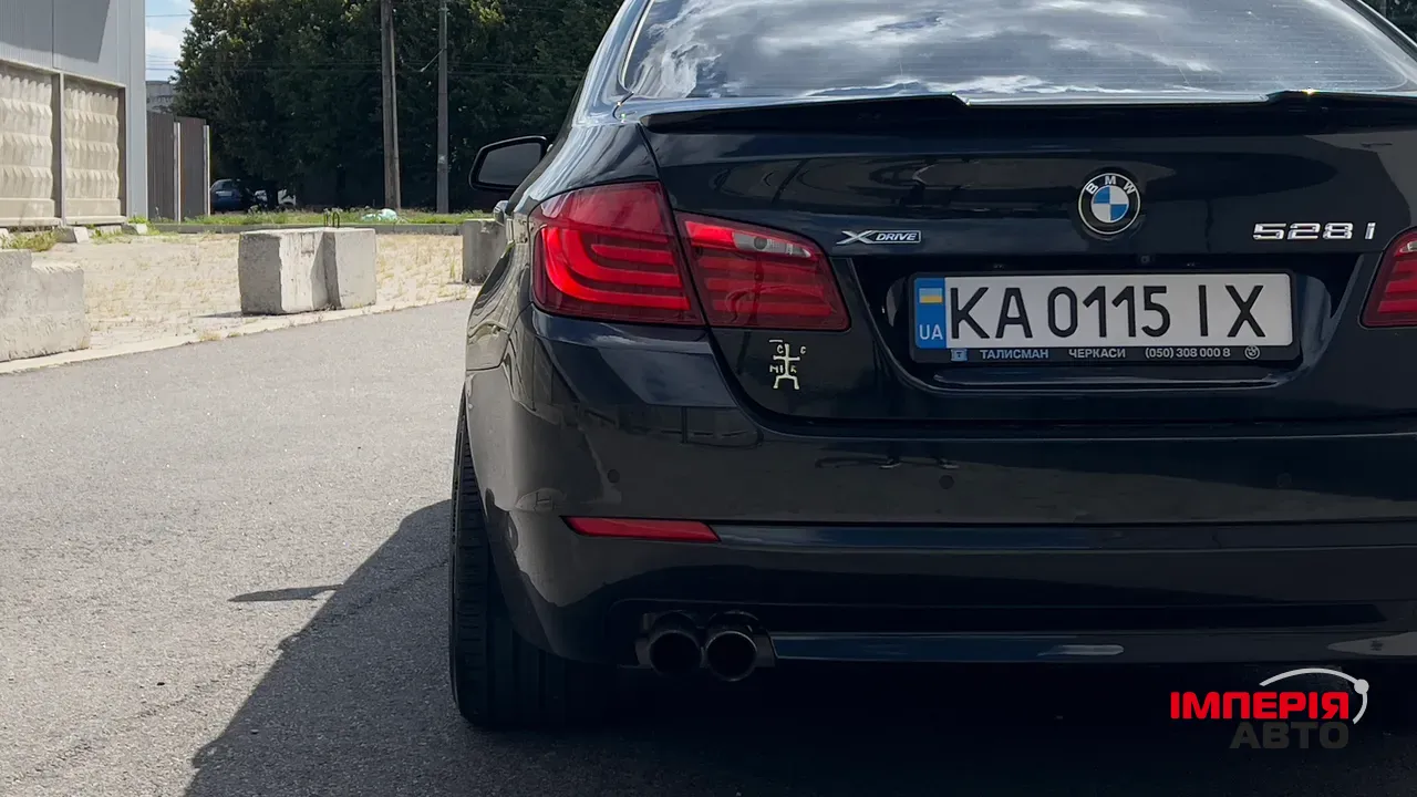 BMW 5 серії - фото 8
