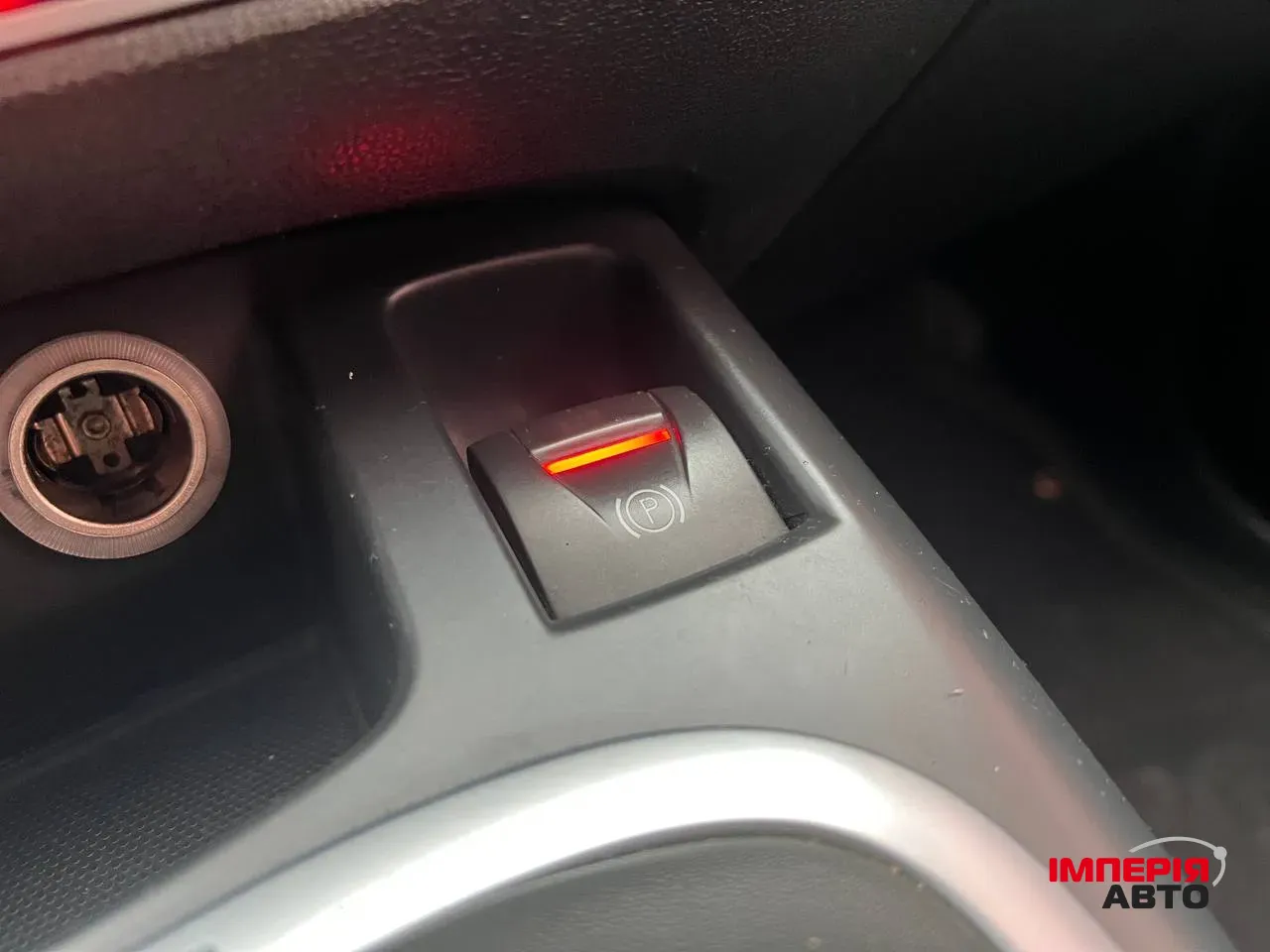 Renault Scenic - фото 16