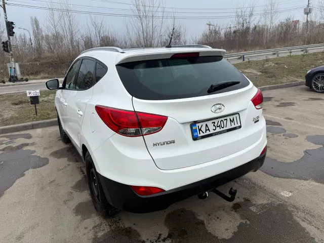 Hyundai ix35 - фото 3