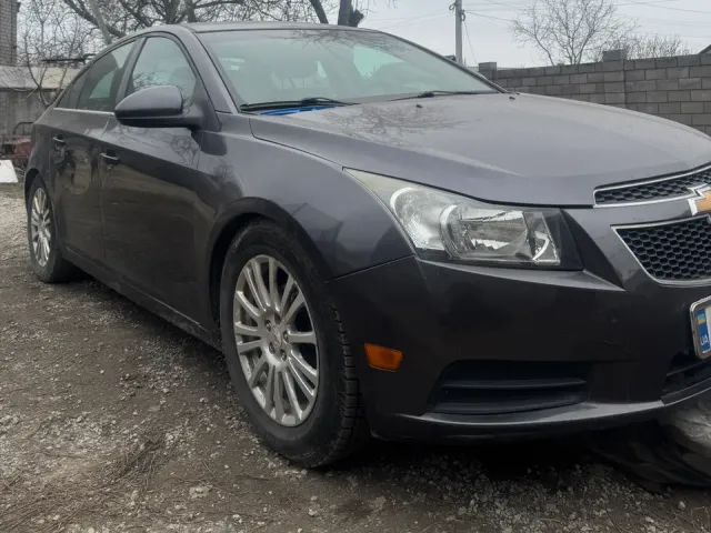 Chevrolet Cruze - фото 3