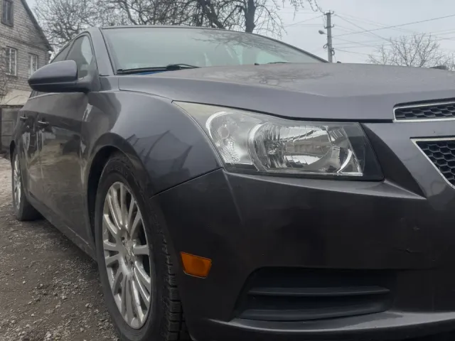 Chevrolet Cruze - фото 4