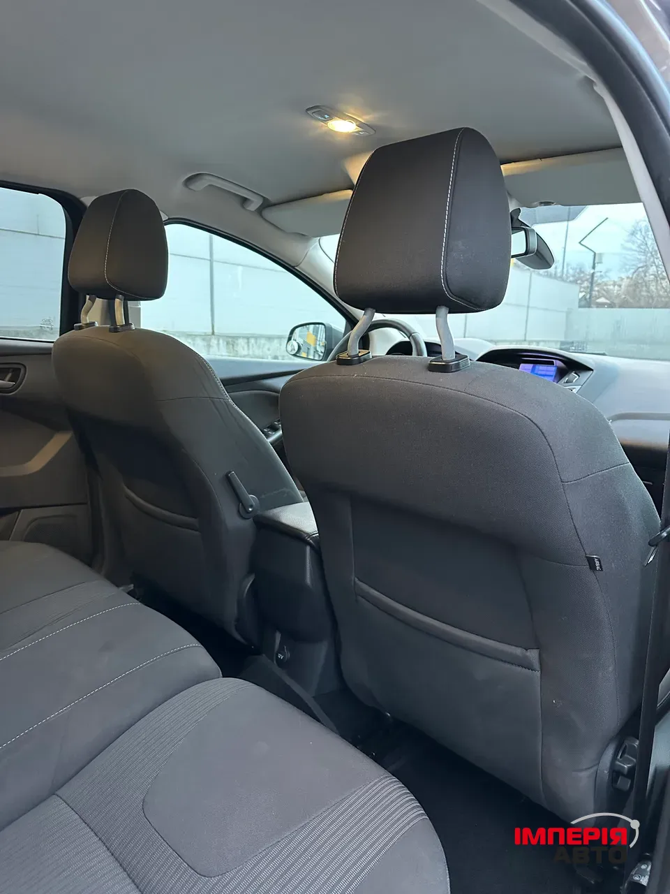 Ford Focus - фото 27