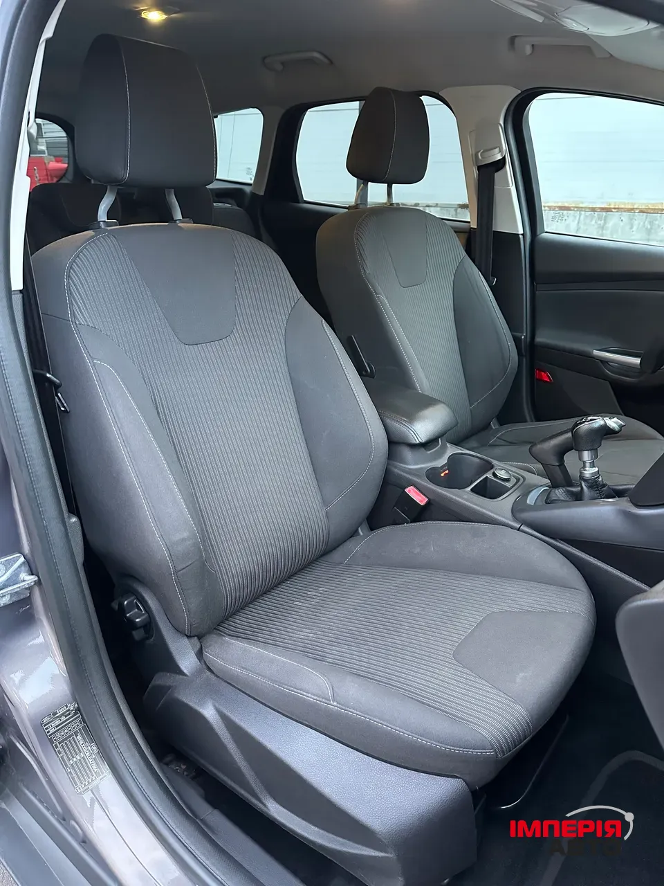 Ford Focus - фото 24