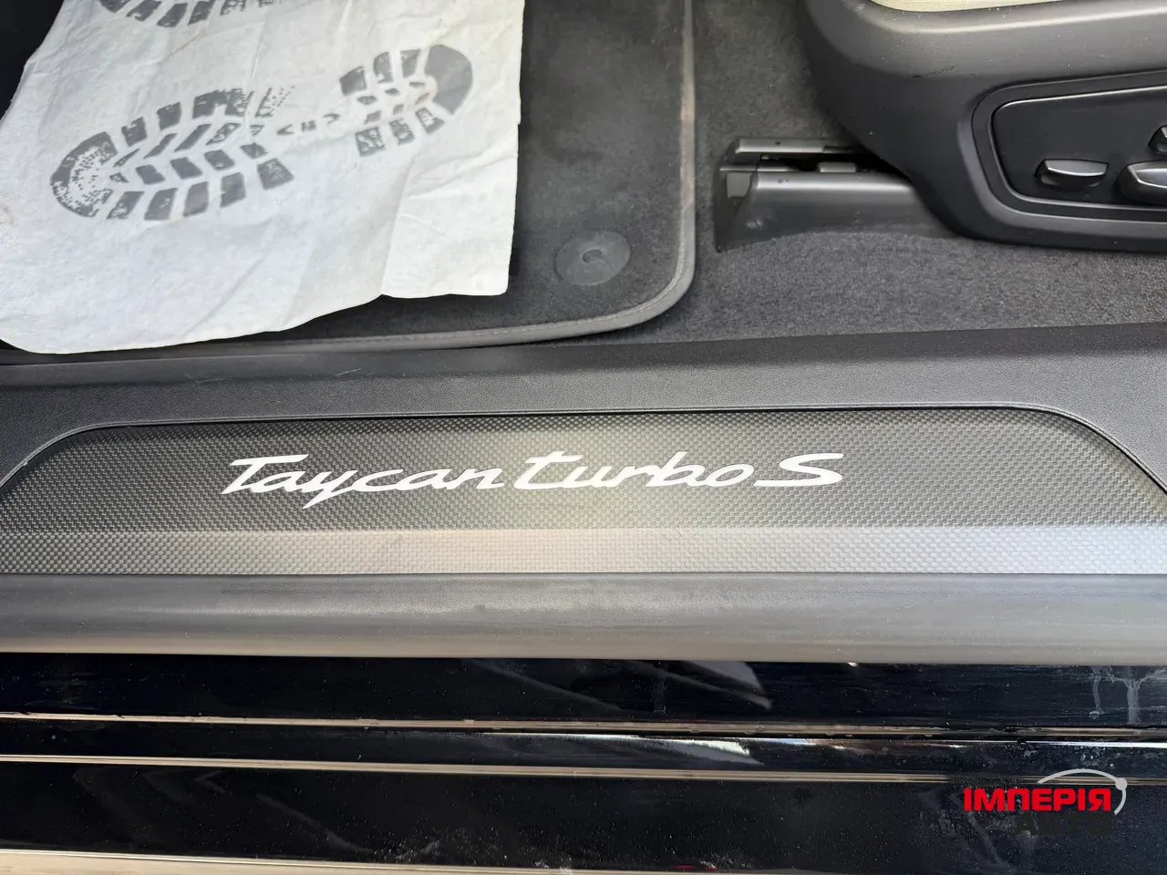 Porsche Taycan - фото 47