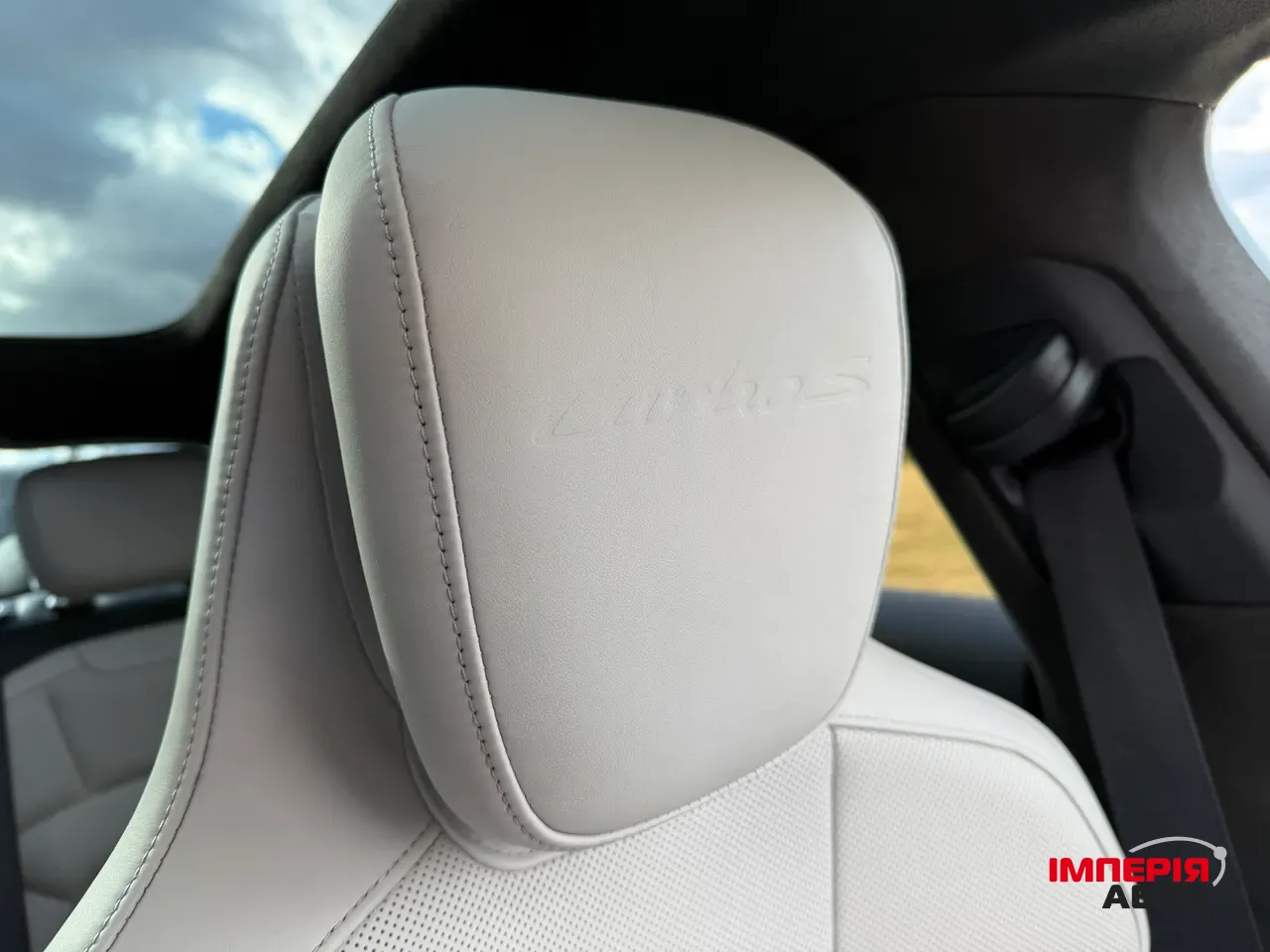 Porsche Taycan - фото 29