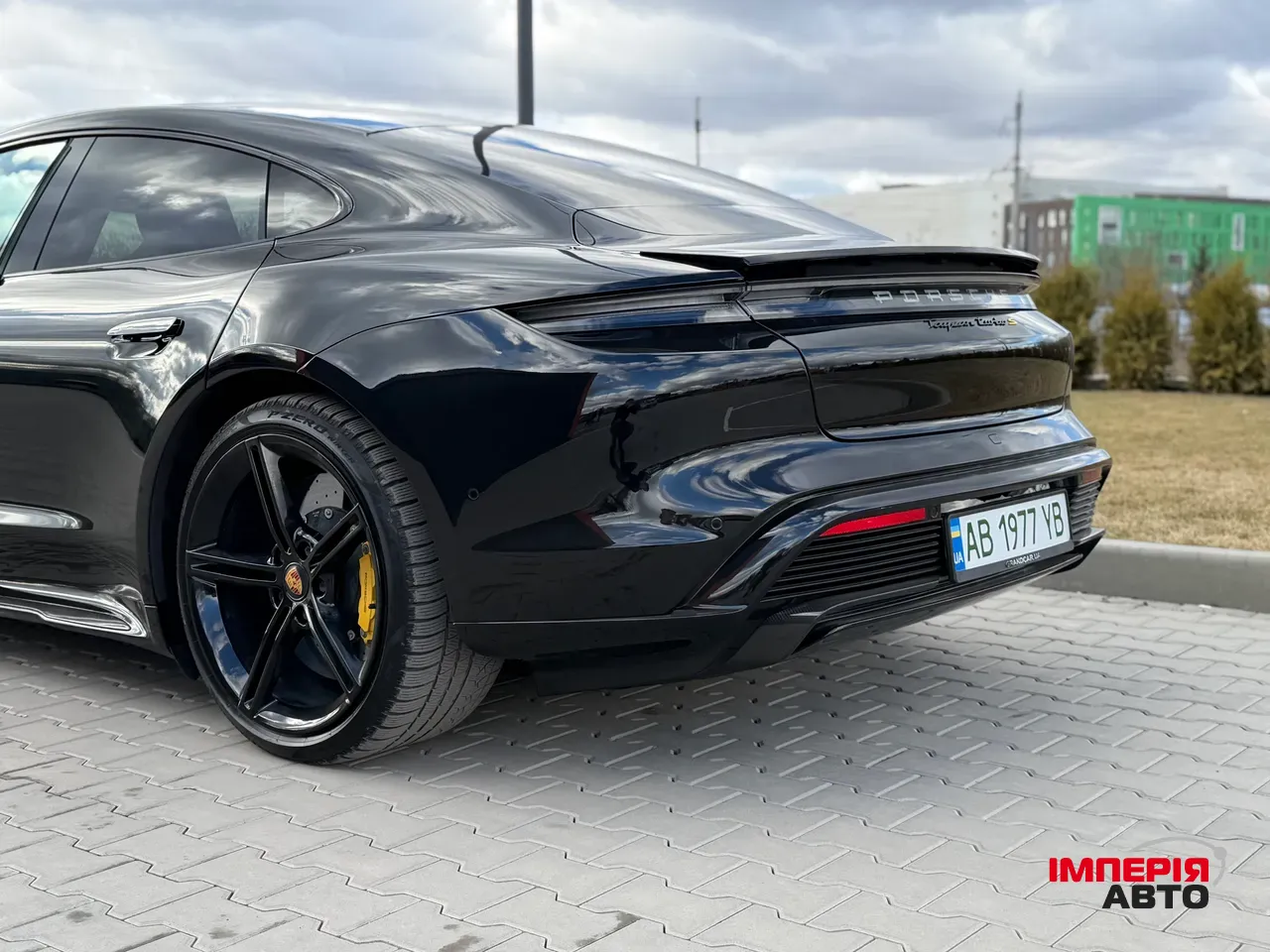 Porsche Taycan - фото 45