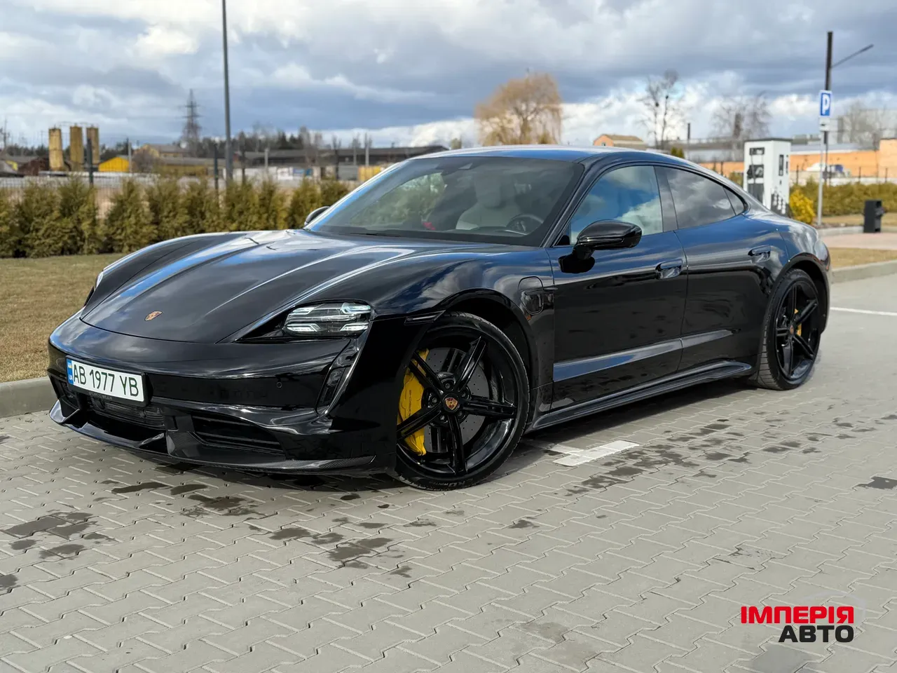 Porsche Taycan - фото 42