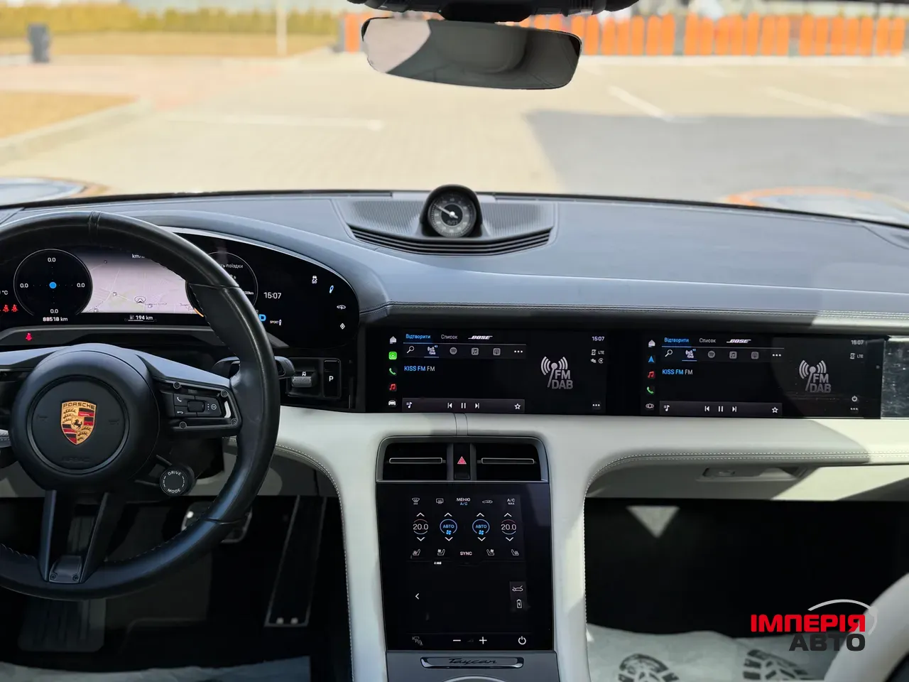 Porsche Taycan - фото 32